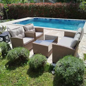https://apartman-imun-rijeka.primorje-gorskikotar.com